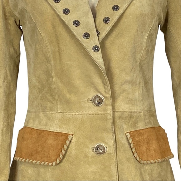 Cheyenne Outfitters suede leather jacket with pockets. - Picture 3 of 11